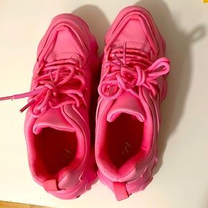Pink Stylish Gym Shoes